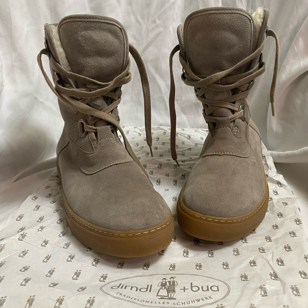 RARE NEW IN BOX DIRNDL+BUA COZY WINTER BOOTS